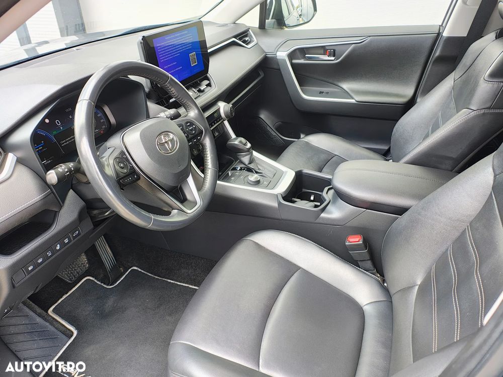Toyota RAV4 2.5 VVT-iE 4x4 Luxury - 8