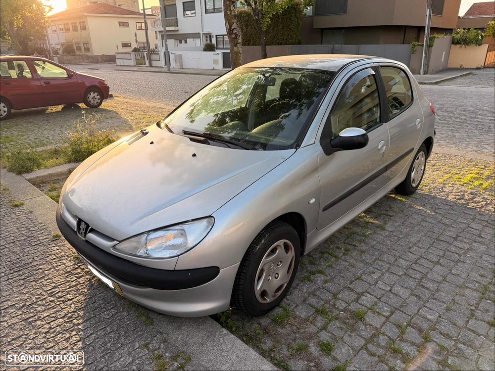 Peugeot 206 1.1 XR - 1