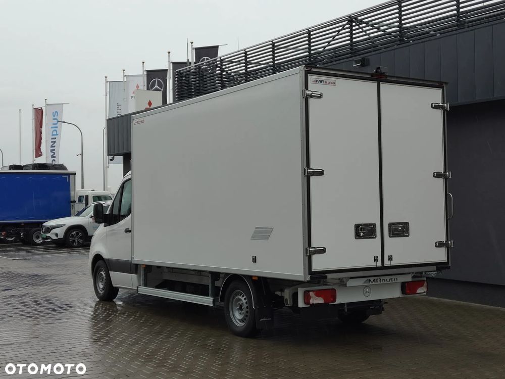 Mercedes-Benz Sprinter 319 CDI Podwozie 4325 - 11