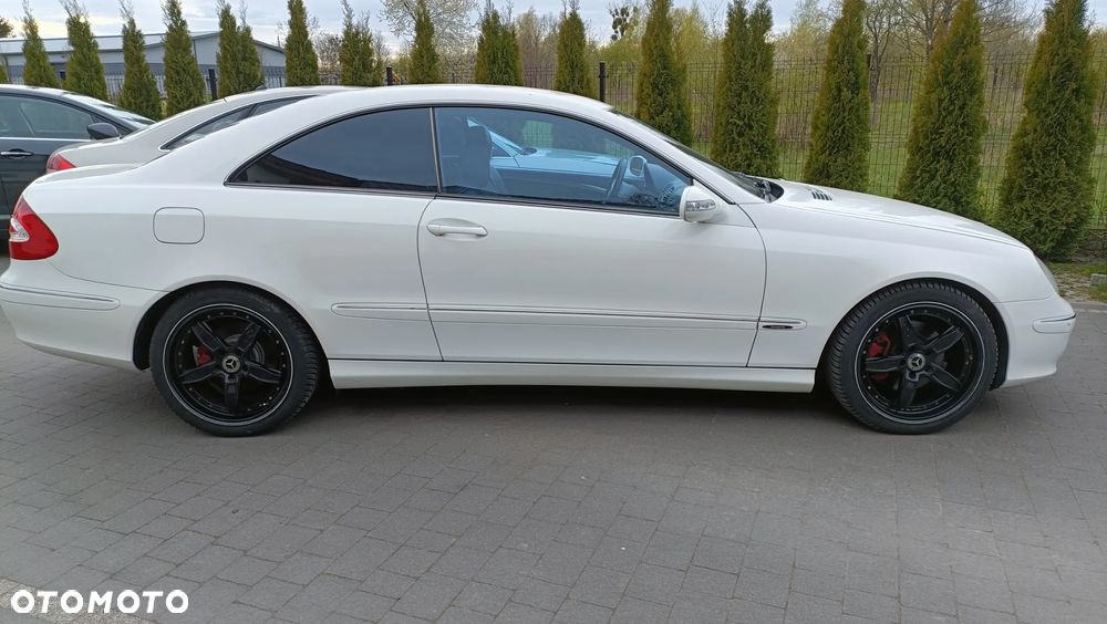 Mercedes-Benz CLK - 7