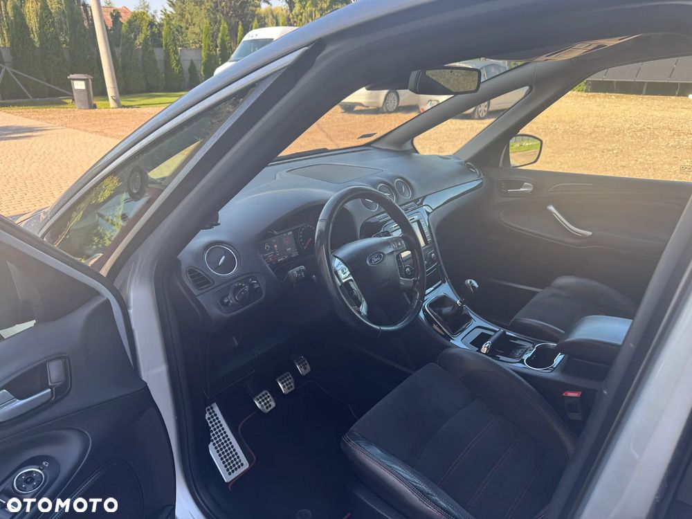 Ford S-Max 2.0 TDCi DPF Titanium - 23