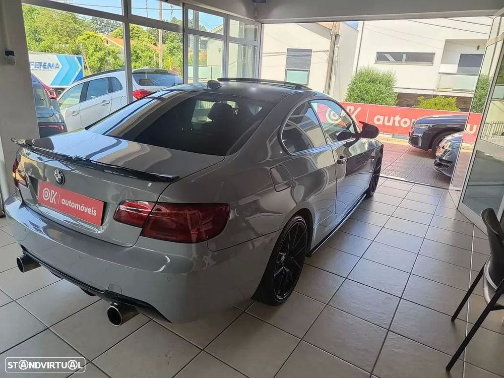 BMW 320 d Coupe Edição M Auto - 10