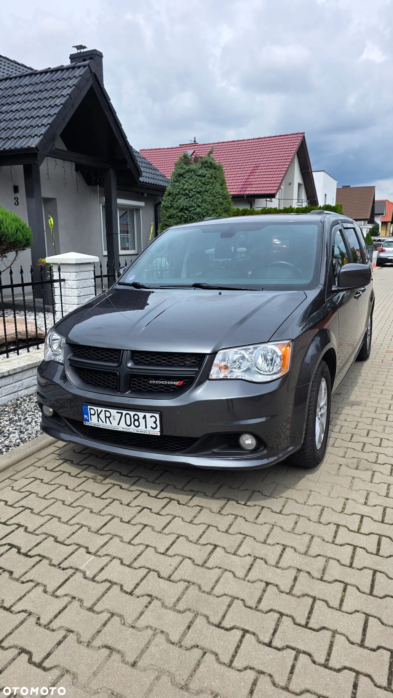Dodge Grand Caravan - 5