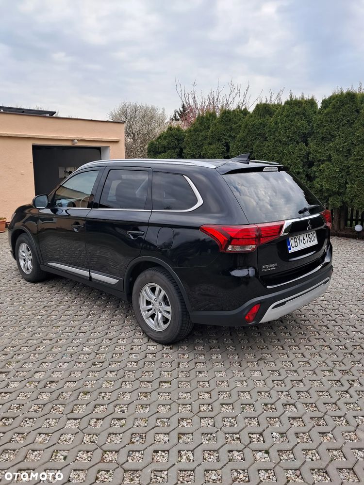Mitsubishi Outlander 2.0 City Style 2WD - 4