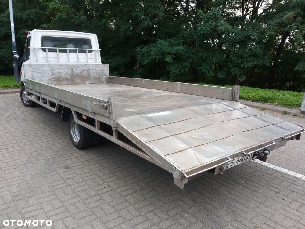 Mercedes-Benz Sprinter - 4
