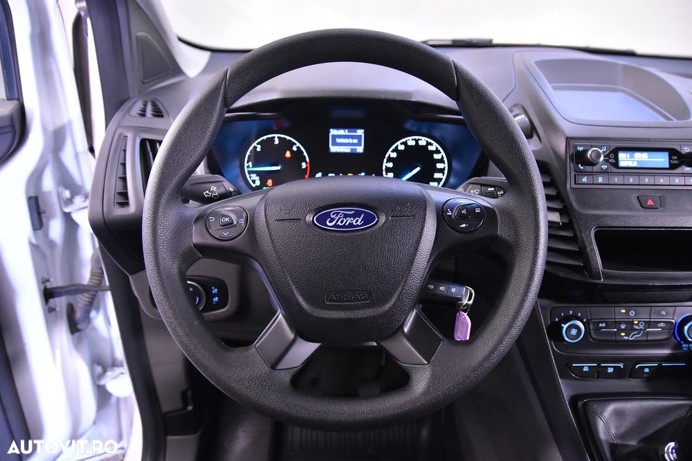 Ford Transit Connect - 14