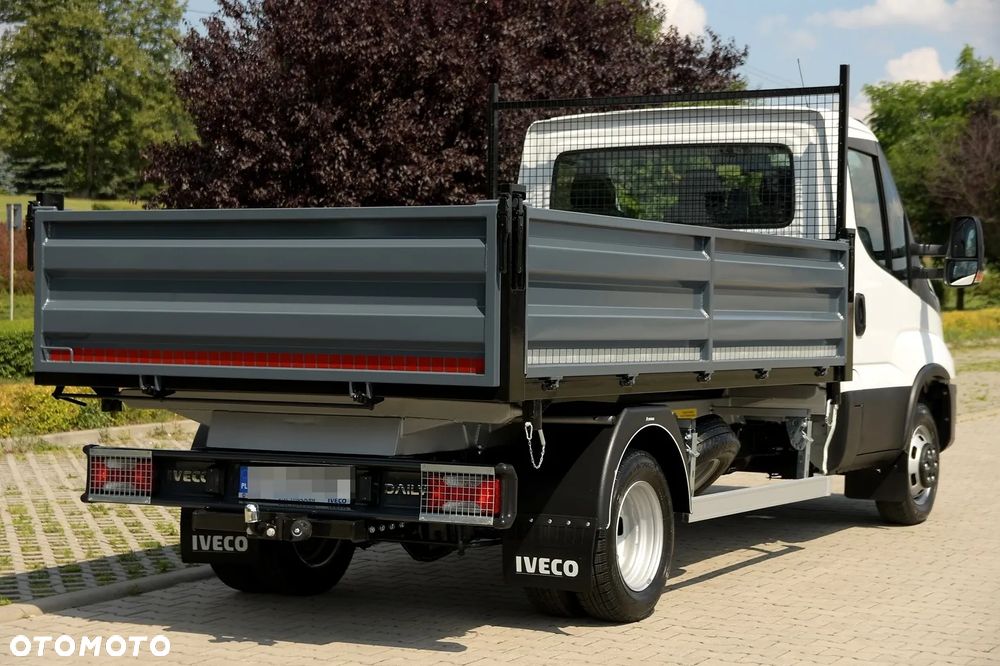 Iveco DAILY/50C18/DMC 3500/TYLKO 47 tyś km PRZEBIEGU!/WYWROTKA 3 STRONNA SKIBICKI 360x210 cm/ 3.0 HPI 180 KM/ SALON POLSKA/ PIERWSZY WŁAŚCICIEL/BEZWYPADKOWY - 33