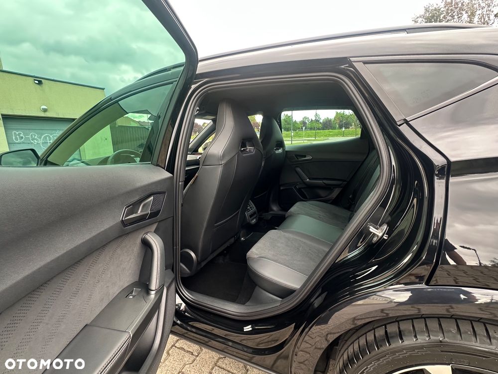 Cupra Formentor 2.0 TSI 4Drive DSG VZ Black Edition - 25