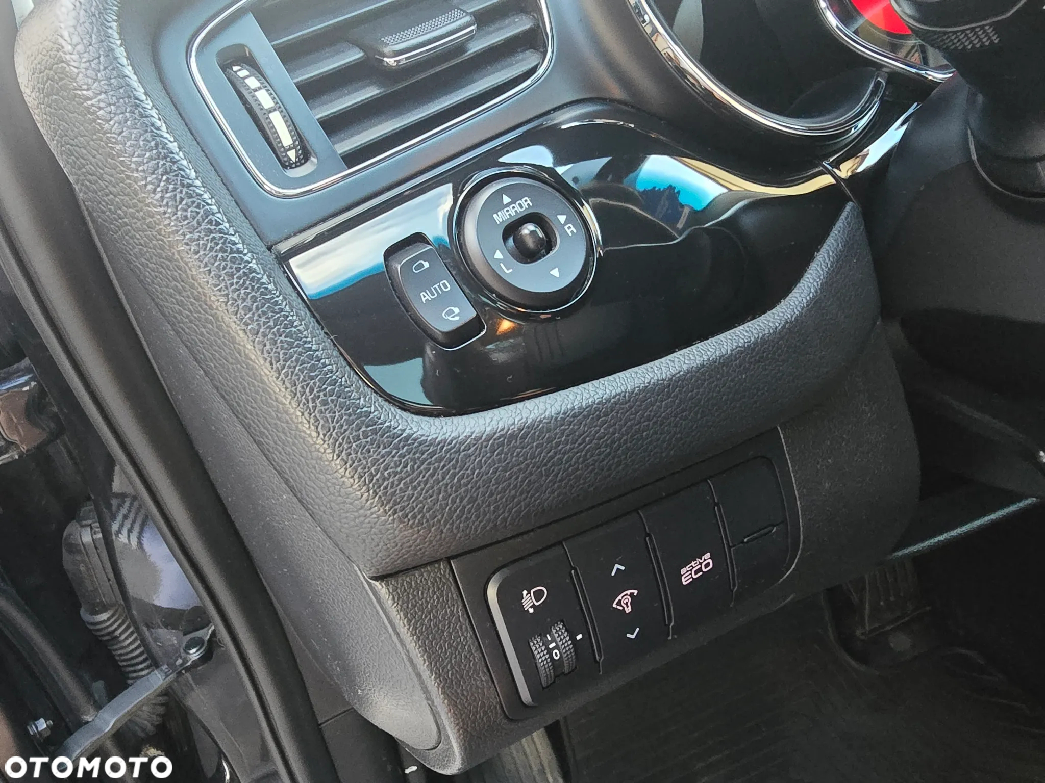 Kia Ceed 1.6 CRDi 128 Platinum Edition - 24