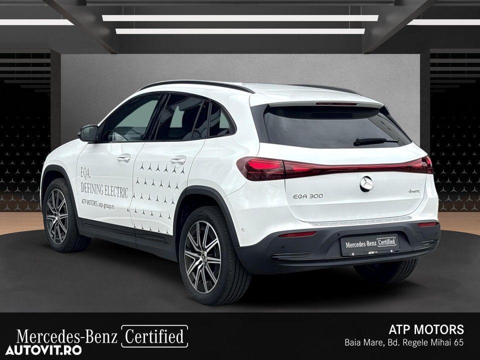 Mercedes-Benz EQA 300 4MATIC - 8