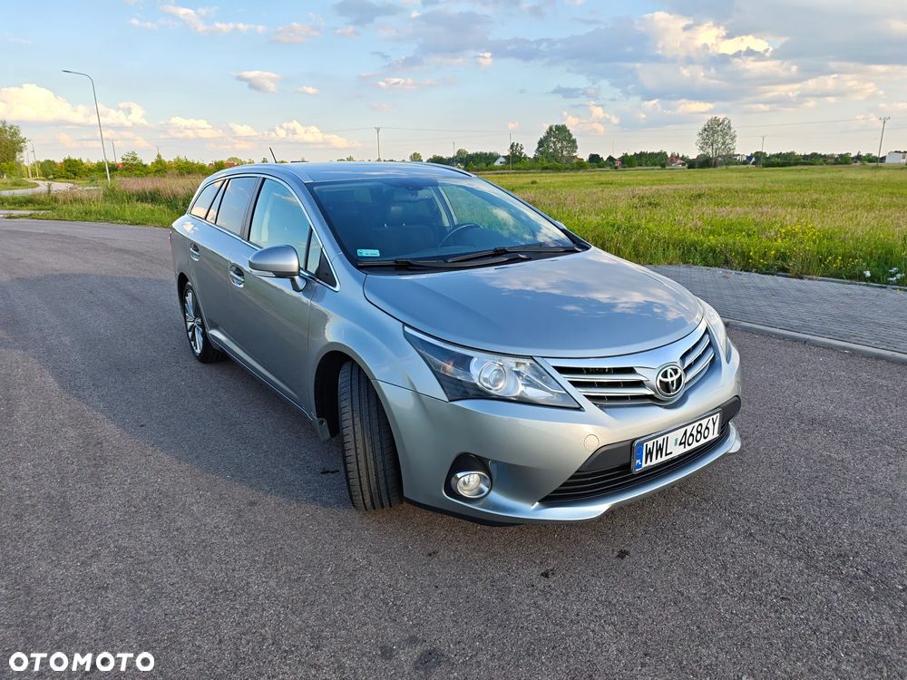 Toyota Avensis 1.8 Multidrive S Sol - 6