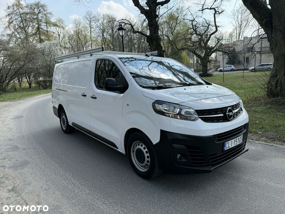 Opel Vivaro - 24