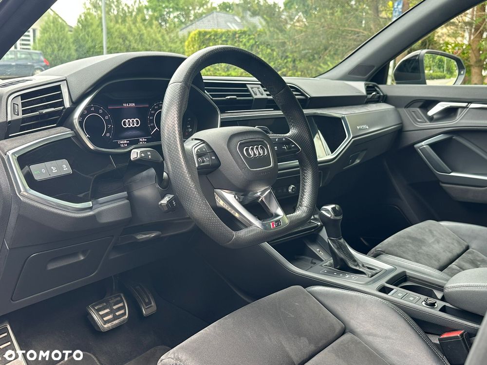 Audi RS Q3 - 7
