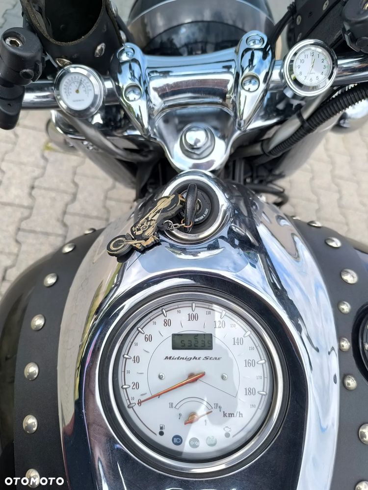 Yamaha Road Star - 8