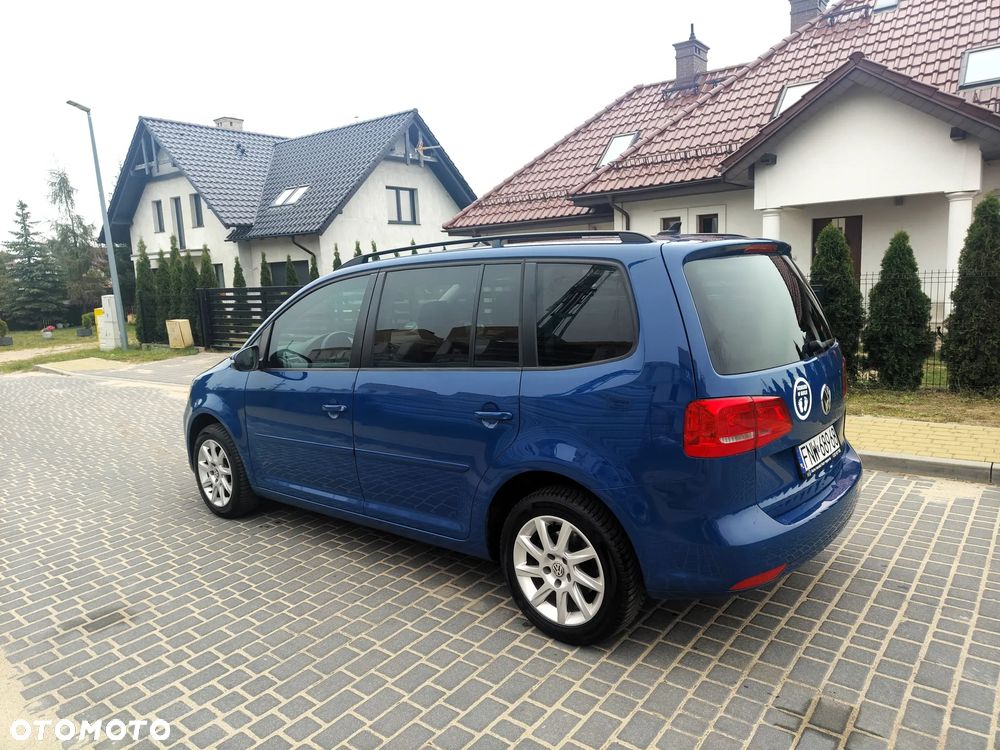 Volkswagen Touran 1.6 TDI DPF BlueMotion Technology Comfortline - 6