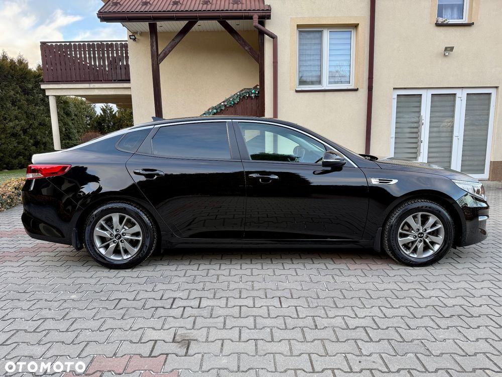 Kia Optima 2.0 M - 9