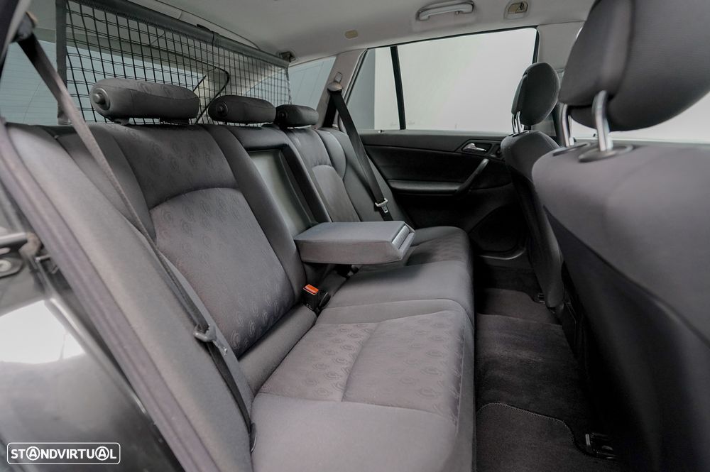 Mercedes-Benz C 220 CDi Classic - 12