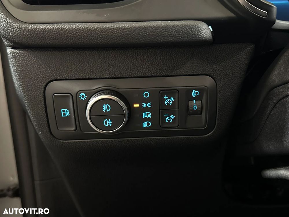 Ford Kuga - 15