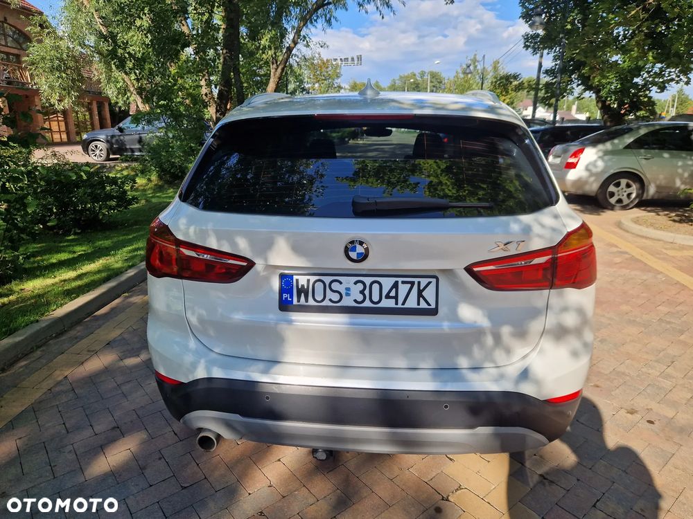 BMW X1 sDrive16d - 19