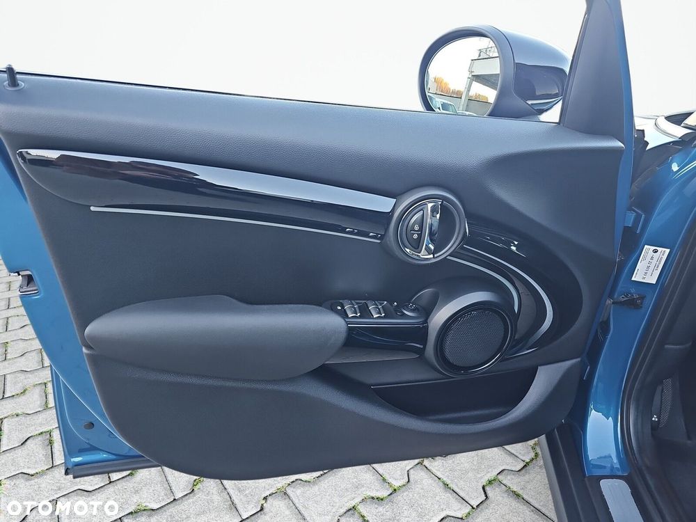 MINI Cooper Classic Trim - 32