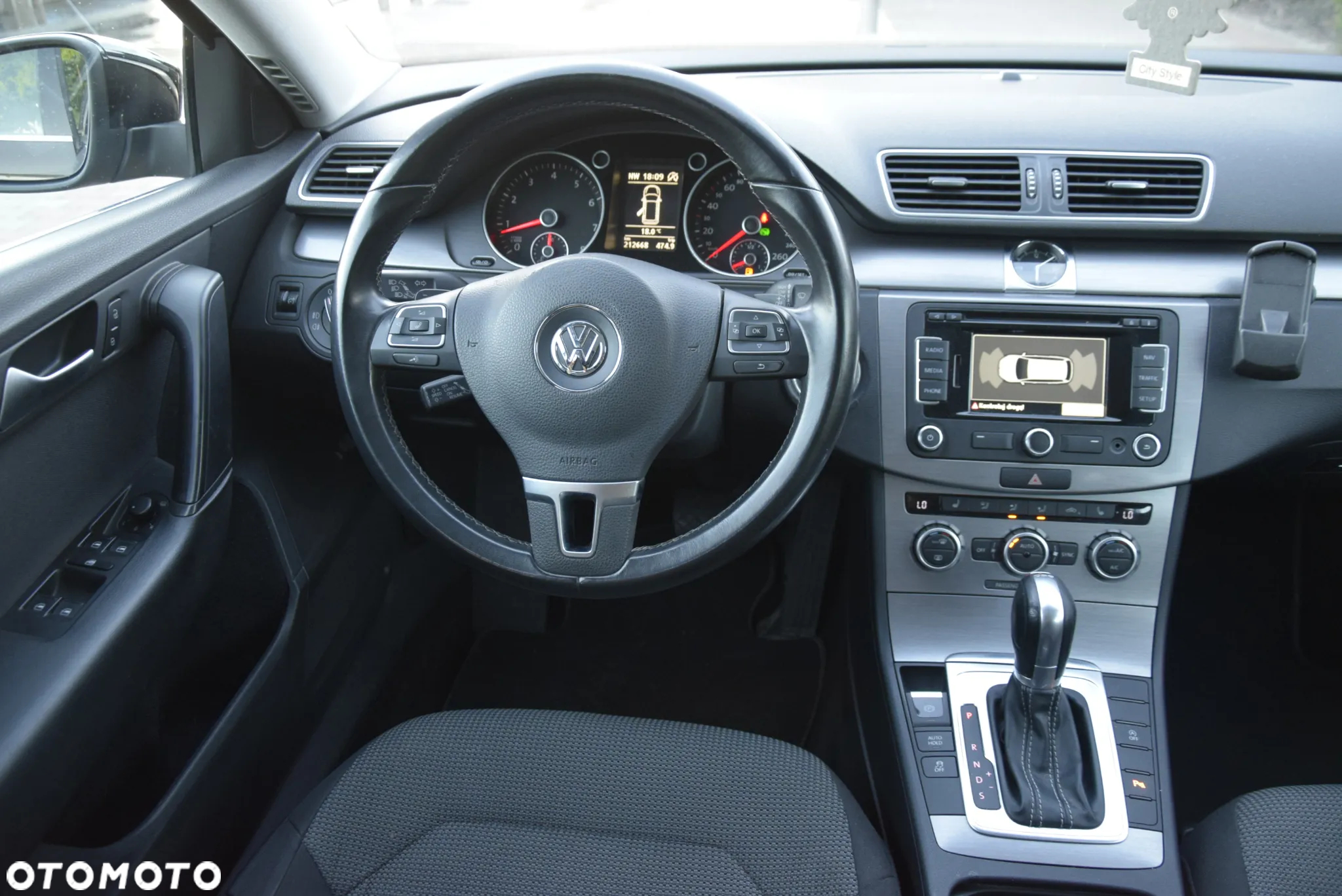 Volkswagen Passat 1.4 TSI BMT Comfortline DSG - 14