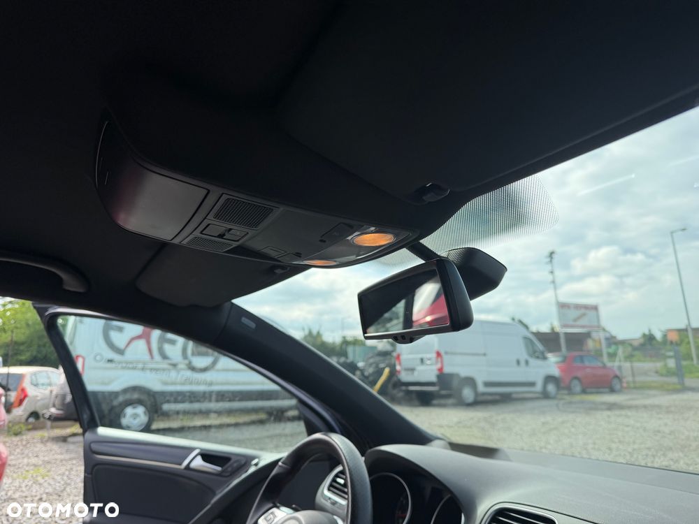 Volkswagen Golf 2.0 GTI DSG - 19