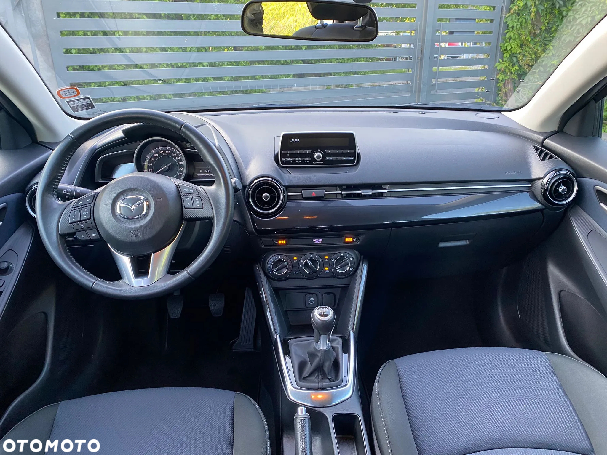 Mazda 2 - 22