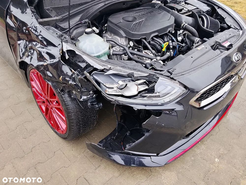 Kia ProCeed 1.6 T-GDI DCT7 OPF GT - 12