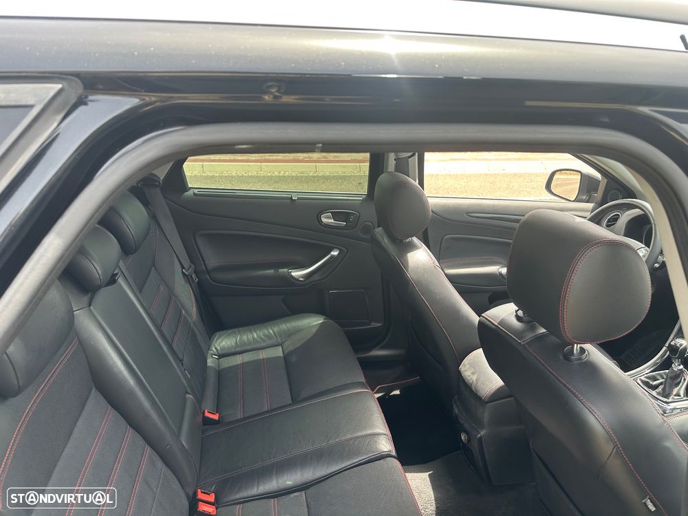 Ford Mondeo SW 2.2 TDCi Titanium S - 29