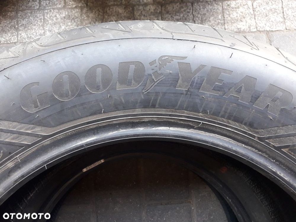 GOODYEAR 235/60R18 103W , pojedyńcza opona letnia. - 4