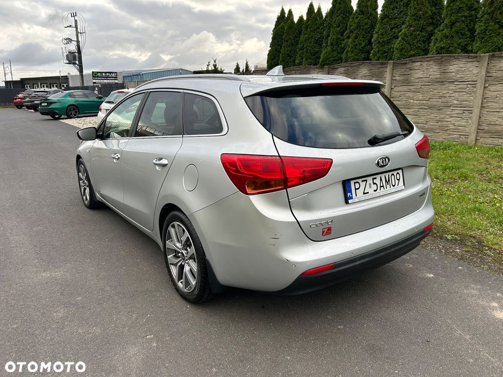 Kia Ceed 1.6 CRDi SCR L Business Line DCT - 3