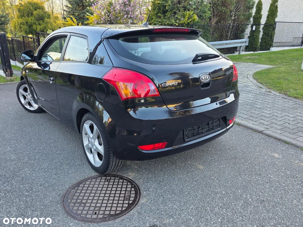 Kia Ceed 1.6 CVVT LX - 28