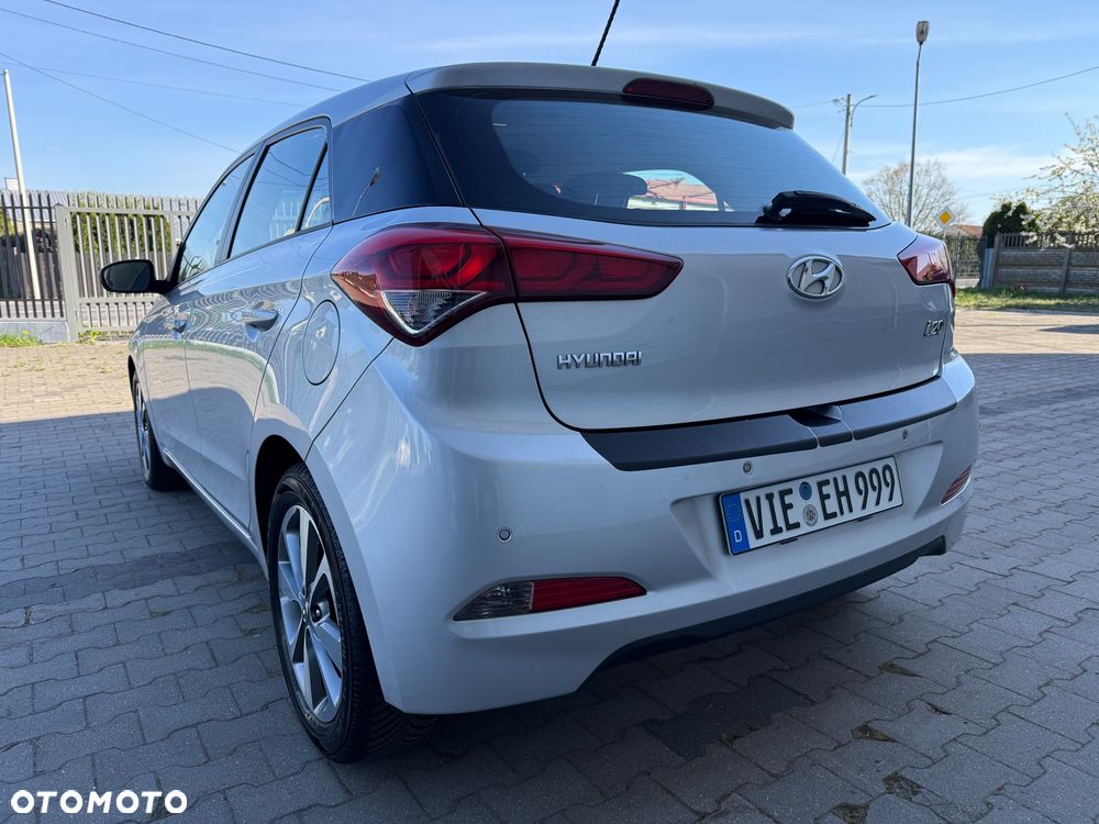 Hyundai i20 1.4 Style EU5 - 13