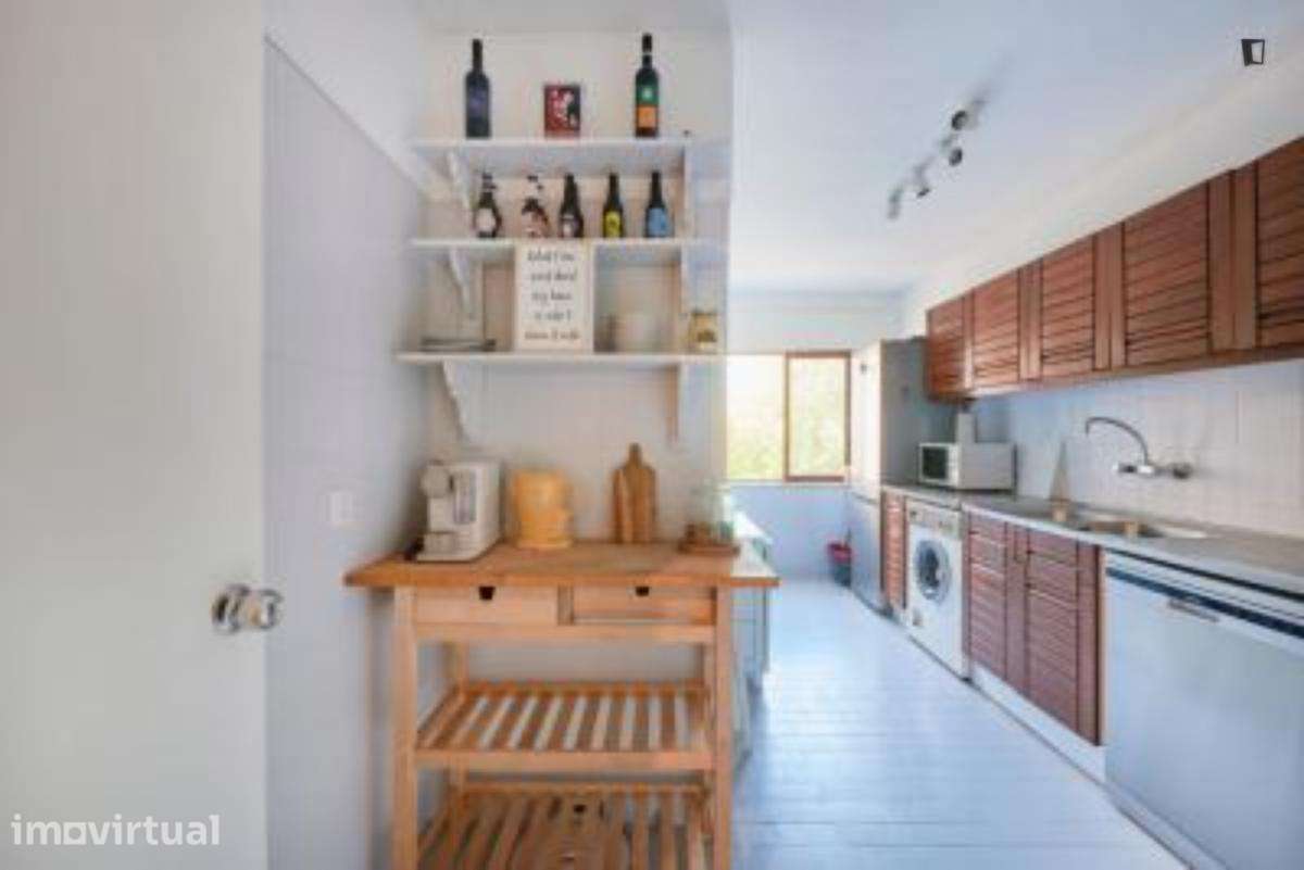 Quarto - localizado em Telheiras Lisbon - Grande imagem: 3/14