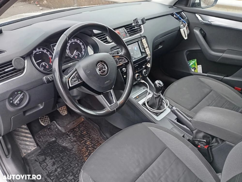 Skoda Octavia 1.6 TDI Active - 13