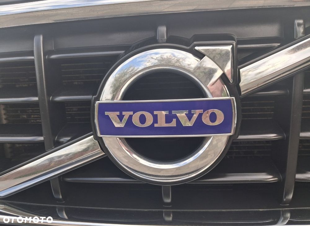 Volvo XC 60 2.4D AWD Momentum - 5