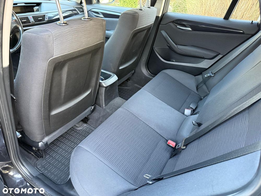 BMW X1 xDrive18d - 4