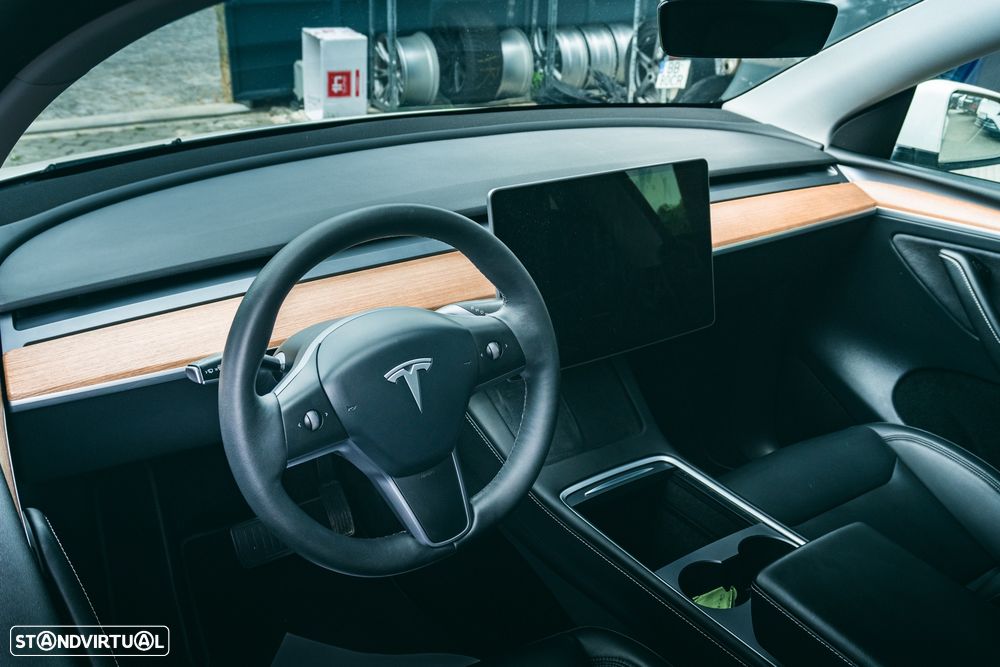 Tesla Model Y Tração Traseira - 5