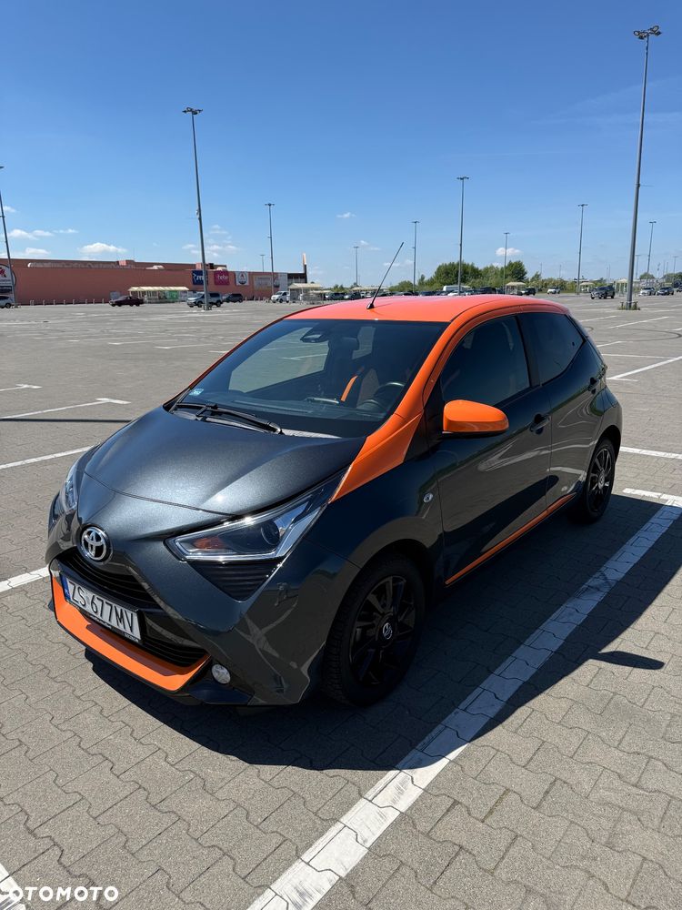 Toyota Aygo x.shift x-play connect - 3