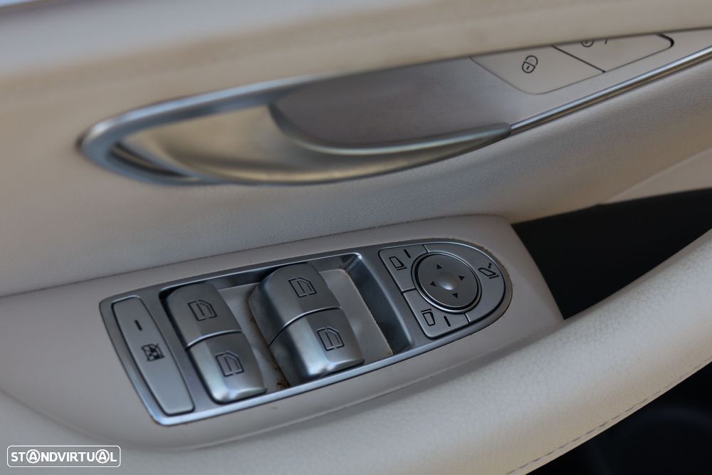 Mercedes-Benz E 300 de Avantgarde - 46