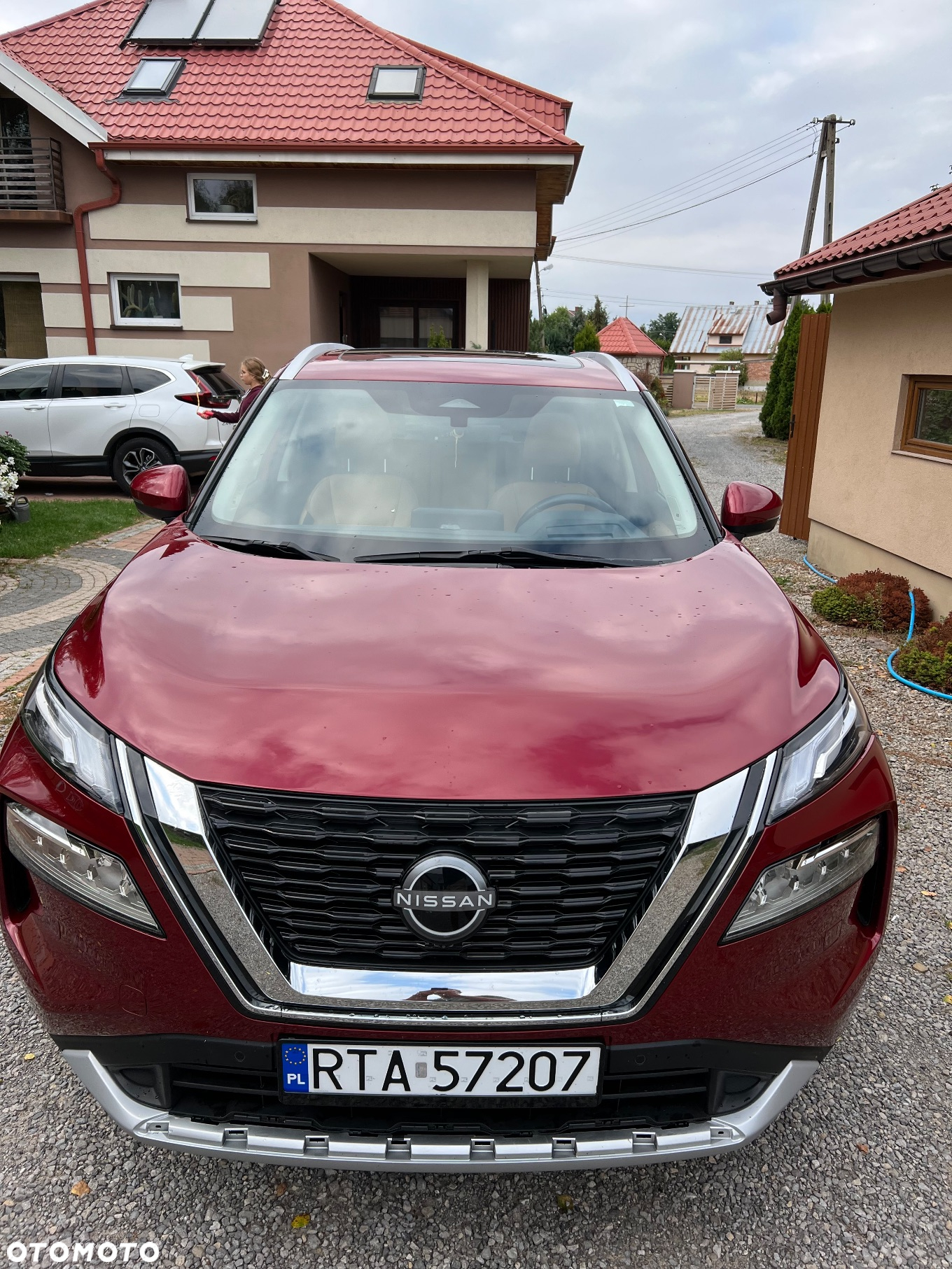 Nissan Rogue - 2