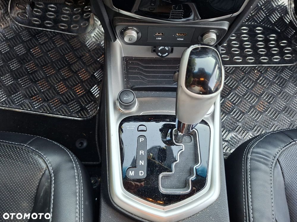SsangYong/KGM Tivoli e-XDi 160 2WD Automatik Crystal - 17