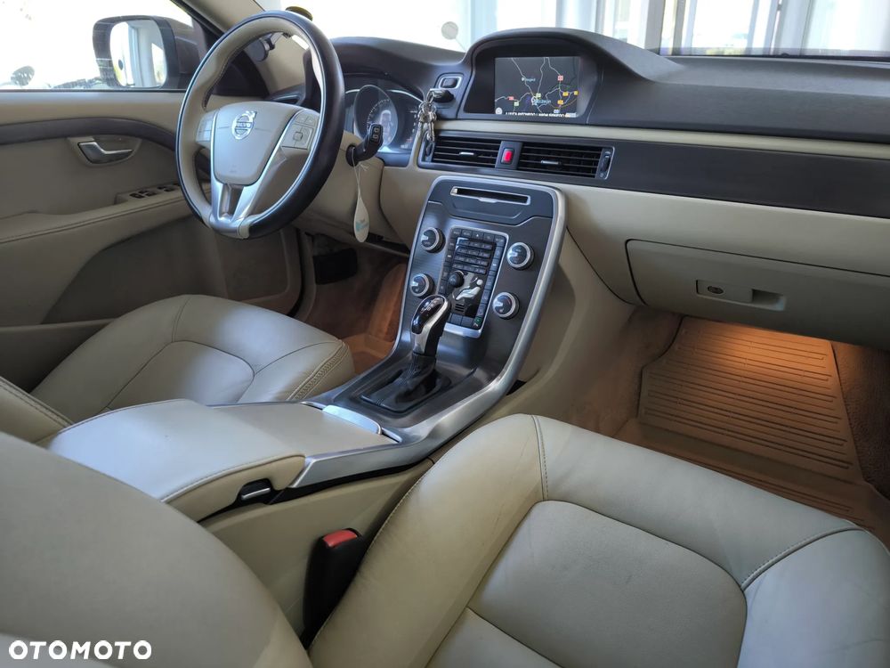 Volvo XC 70 D4 AWD Summum - 12