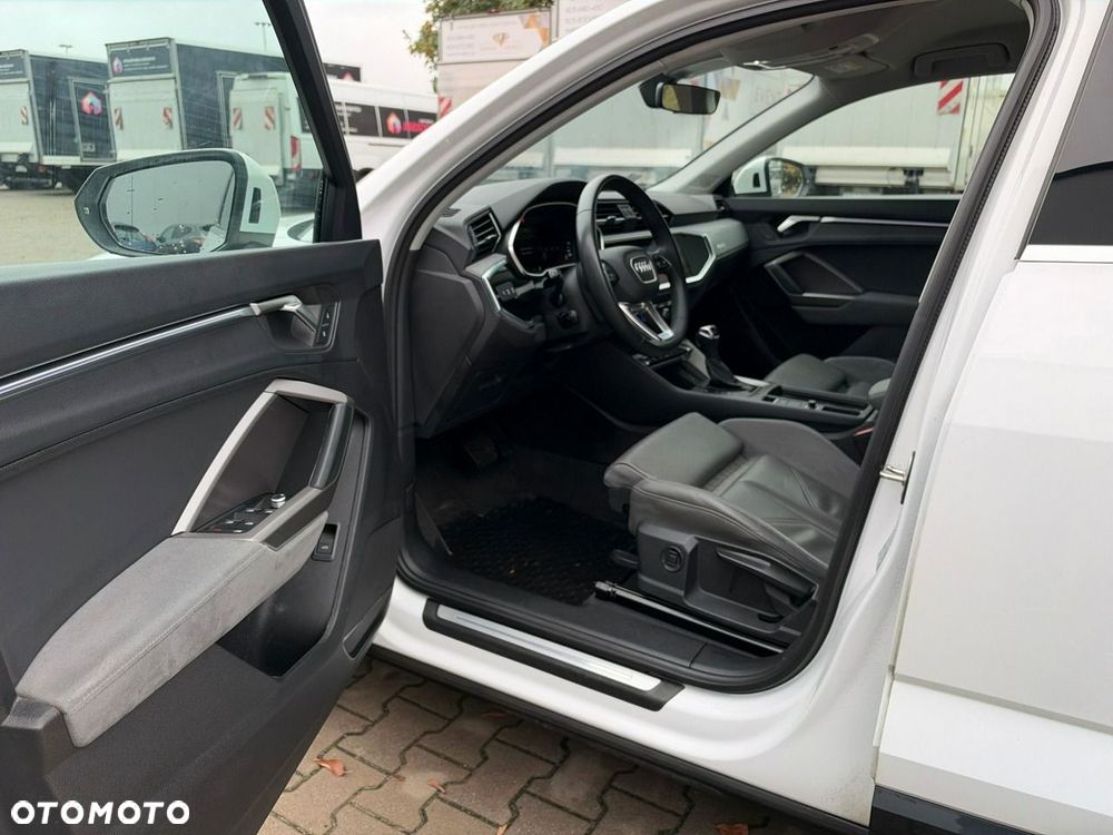 Audi Q3 Sportback 35 TFSI S tronic - 10