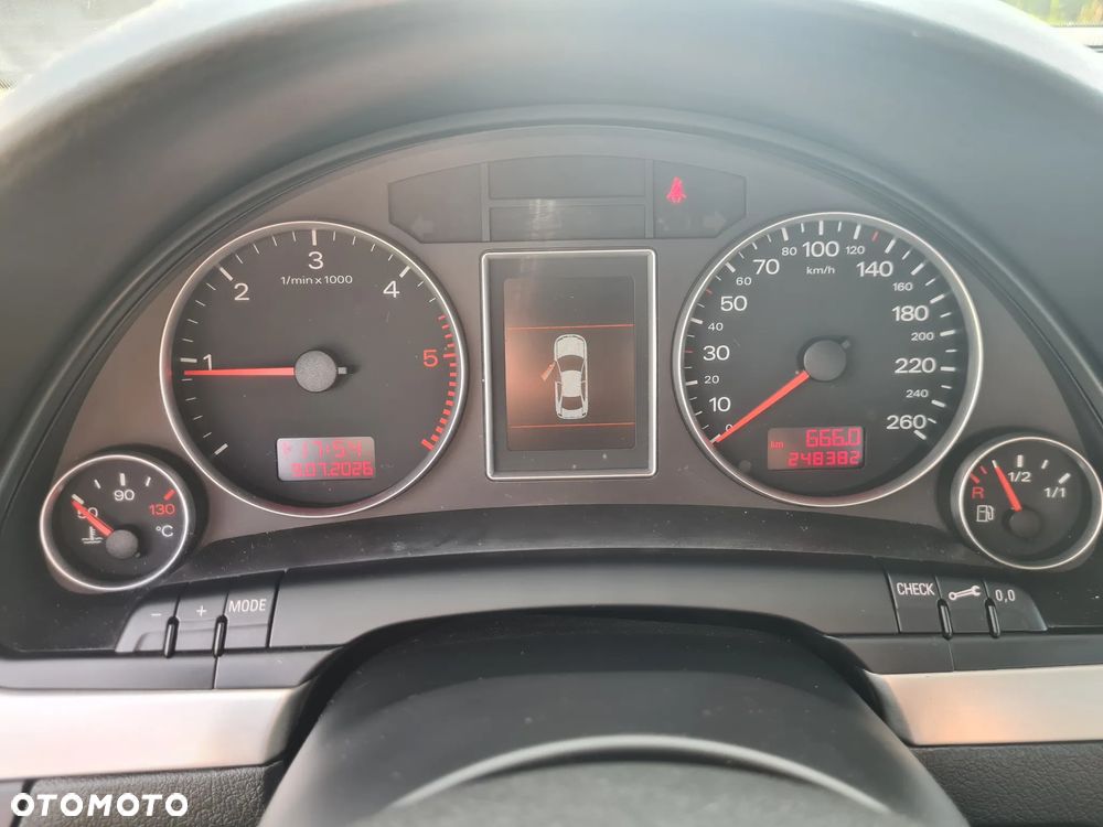 Audi A4 Avant - 11