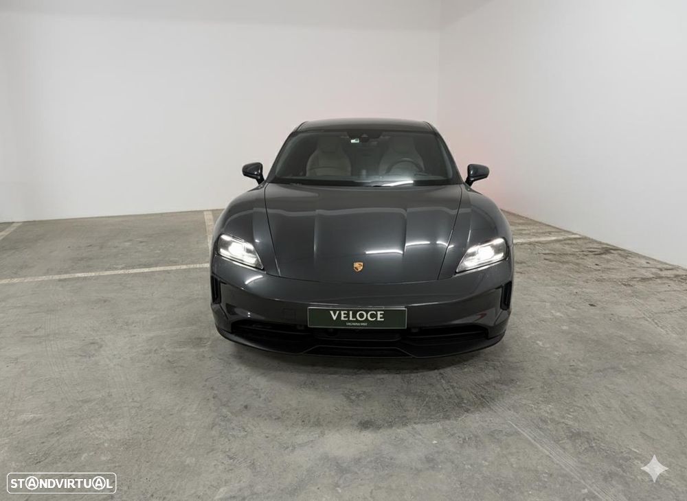 Porsche Taycan Standard - 4