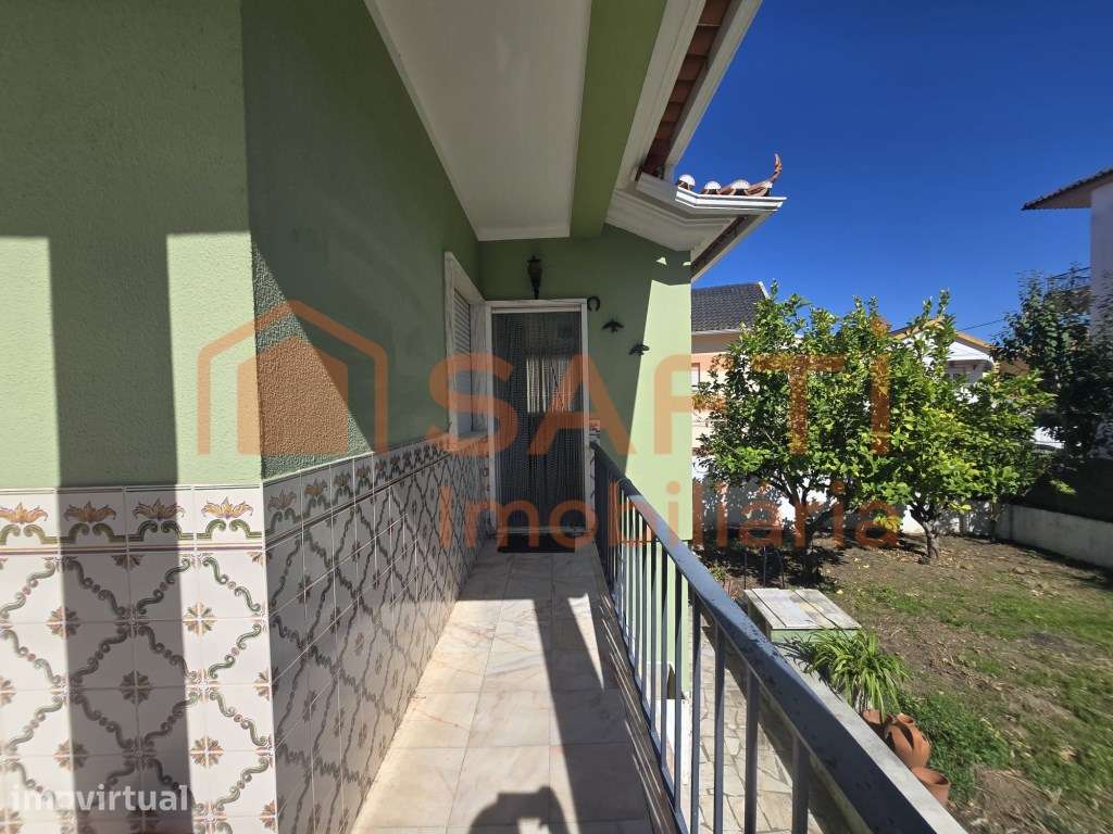 Vende-se Moradia T3 Bi-Familiar Pronta a Habitar - Churrasco, Poço ... - Grande imagem: 2/30