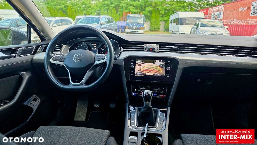 Volkswagen Passat - 32