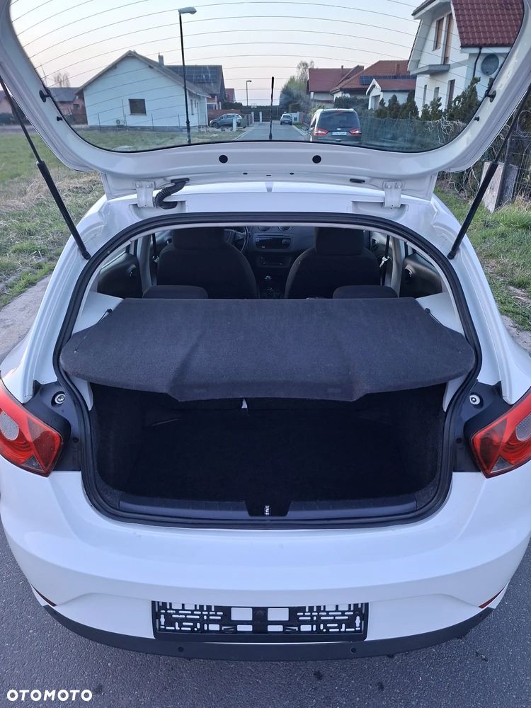 Seat Ibiza 1.4 16V Reference Salsa - 16