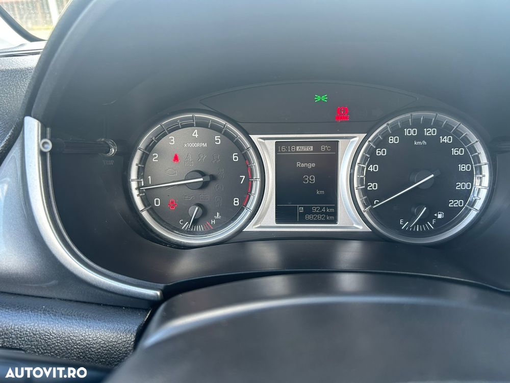 Suzuki Vitara 1.6 4X4 Spirit - 32